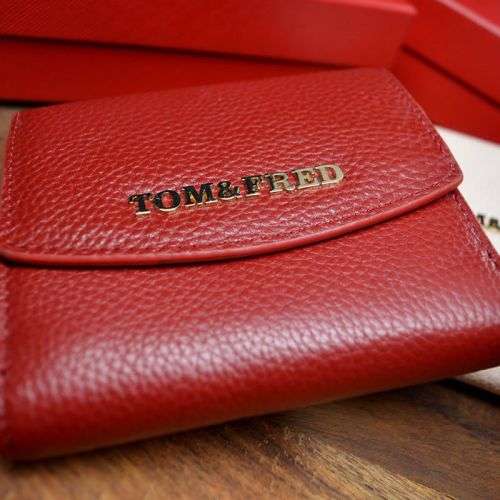 TOM and FRED LONDON Celtic Genuine Leather Pebble Purse - Sultry Red