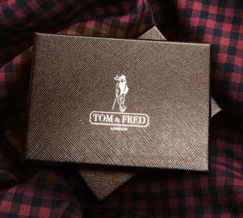 TOM and FRED LONDON Celtic Genuine Leather Pebble Purse - Sultry Red