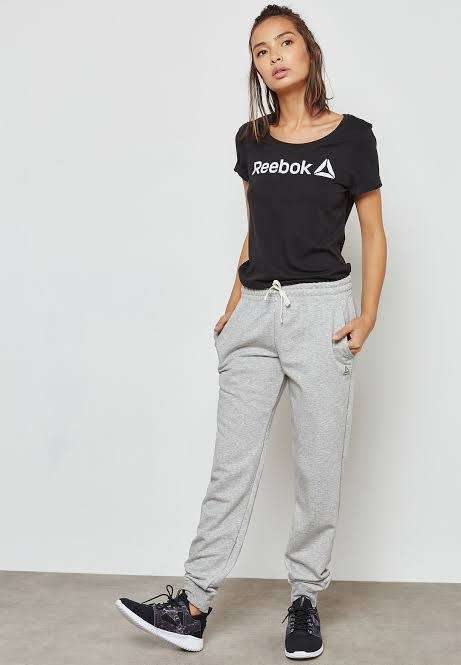 REEBOK Women`s Linear Read Scoop Neck Tee Black CF4455 - Size Large