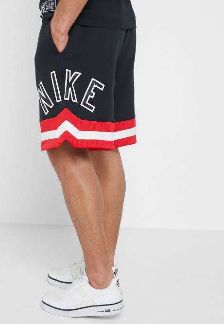 Nike Men`s Air Fleece Shorts Black/Red/White AR1829-010 - Size Medium