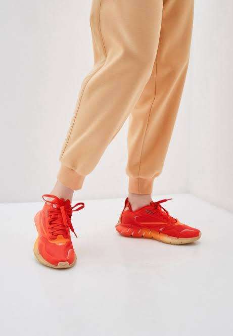 REEBOK Women`s Zig Kinetica Horizon Shoes Carotene/High Vis Orange/Utility Beige FW6270 - Size 8.5