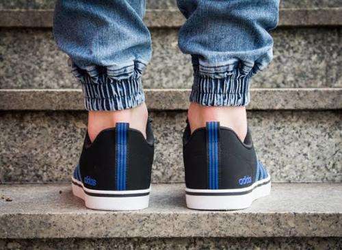 ADIDAS Men`s VS Pace Shoes Core Black/Blue/Vloud White AW4591 - Size 10