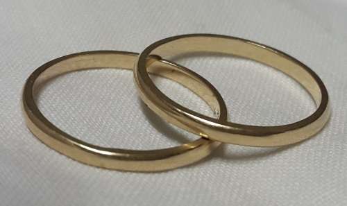 new gold listing!! 2x 9ct gold wedding bands