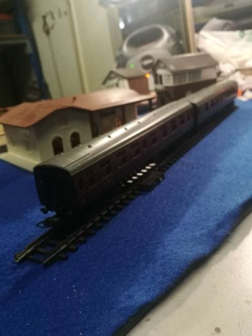 LIMA L.M.S train carriages , one bid takes both carriages NEW