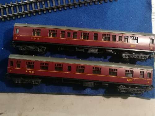 LIMA L.M.S train carriages , one bid takes both carriages NEW