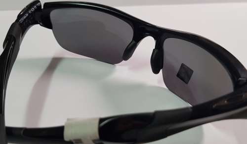 MENS BLACK OAKLEY SUNGLASSES