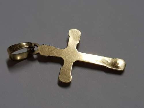 BEAUTIFUL 9CT GOLD CROSS PENDANT