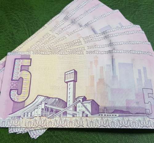 10 SOUTH AFRICAN 5 RAND BANKNOTES,ALL IN SEQUENCE,CL STALS