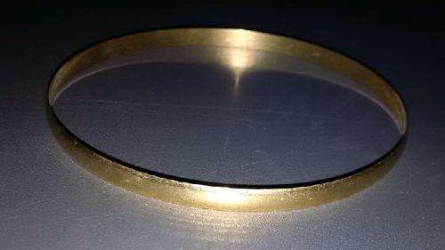 9CT GOLD LADIES BANGLE 3.8MM