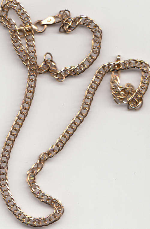 9CT GOLD CHAIN 38CM