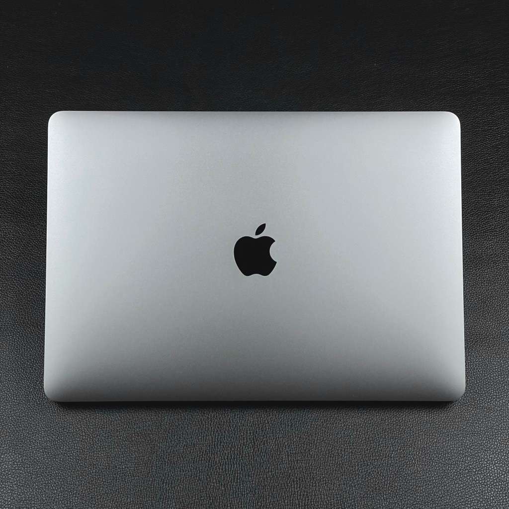 Apple MacBook Air 13-Inch With M1 Processor