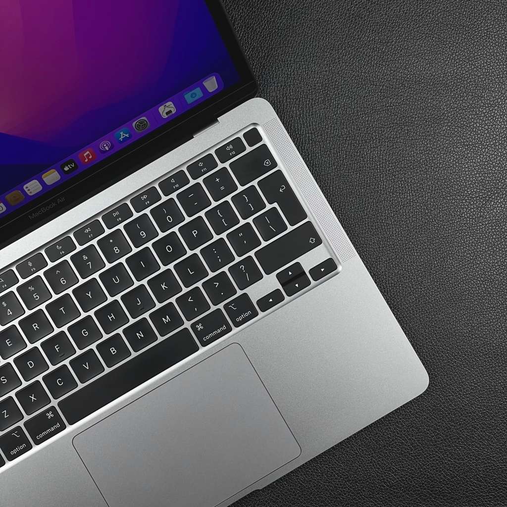 Apple MacBook Air 13-Inch With M1 Processor