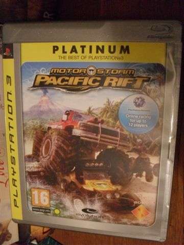 PS3 PLATINUM...MOTOR STORM PACIFIC RIFT