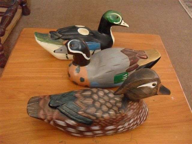 3 X STUNNING HAND PAINTED WOODEN DUCKS WITH GLASS EYES....