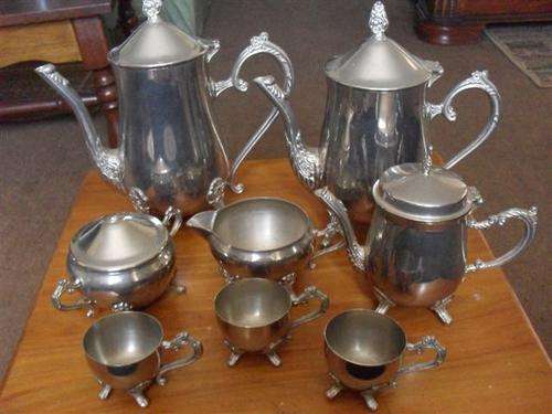 4 PIECE SP TEASET AND A MINITURE PART SP TEASET TOO
