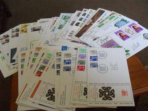 NICE JOBLOT OF COMMONWEALTH ROYALTY AND OTHER GB FDCS.....