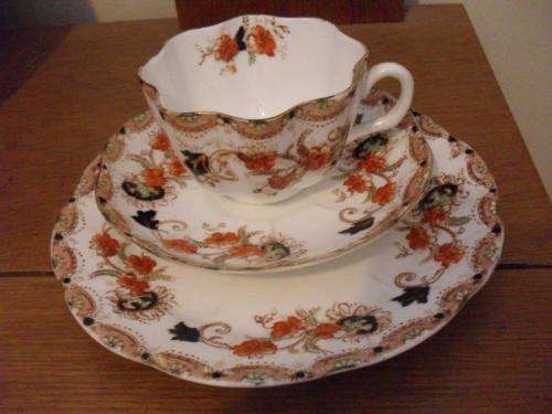 WOW....BEAUTIFUL VICTORIAN TRIO....UNUSUAL SHAPE TEA CUP....