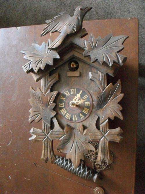 PRETTY CUCKOO CLOCK...