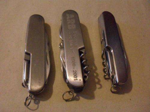 FOR THE COLLECTOR...3 X STAINLESS STEEL PEN KNIVES....