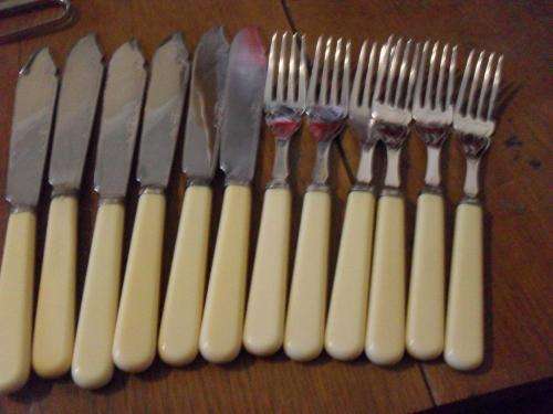 VINTAGE....6  X EPNS BONE HANDLE FISH KNIVE AND 6 FISH FORKS...
