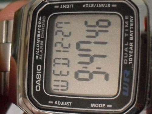 RETRO CASIO MENS WATCH...WORKING