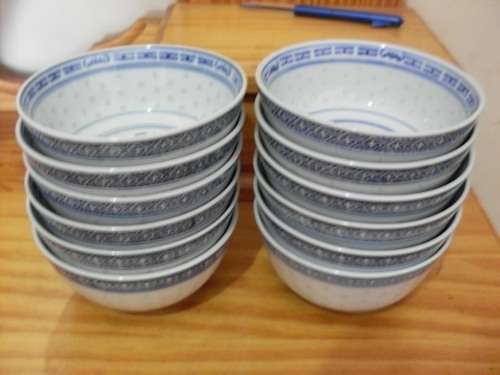 12 CHINESE RICE PATTERN DRAGON EYE BLUE AND WHITE BOWLS