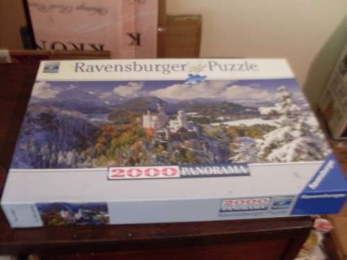 RAVENSBURGER 2000 PIECE JIGSAW PUZZLE