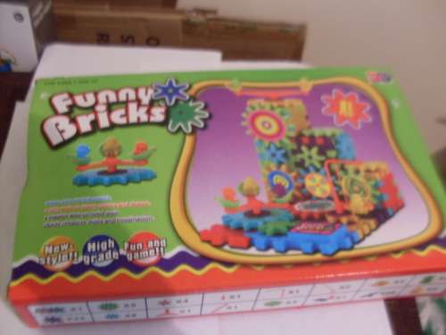 FUNNY BRICKS....EDUCATIONAL.... ...COMPLETE ...81 PIECE SET.....