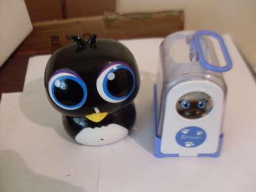 TALKING BIRD (REPEATS WHAT YOU SAY )....