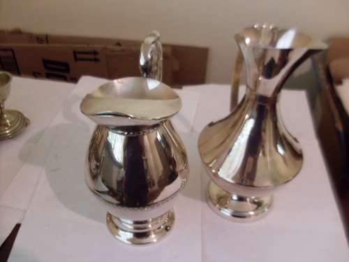 2 X SP HOT WATER JUGS.....