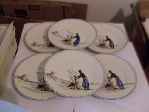 A SET OF 6 SIDEPLATES WITH FABULOUS DESIGN