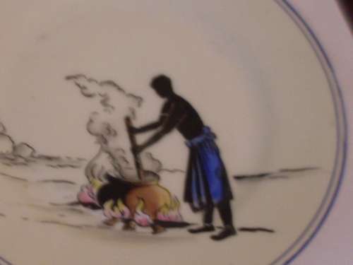 A SET OF 6 SIDEPLATES WITH FABULOUS DESIGN