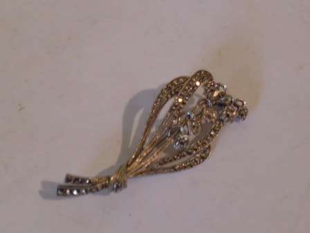 VINTAGE SILVER MARCASITE BROOCH