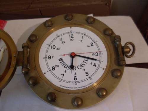 BRASS SHIPS PORTHOLE CLOCK
