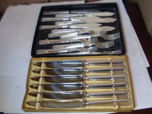 JAMES RYALS 6 FISH KNIVES AND FORKS  6 DINNER KNIVES