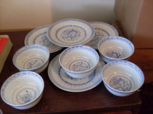 ORIENTAL BLUE AND WHITE RICE BOWLS/SIDE PLATES DRAGON DESIGN  WITH TRANSLUCENT RICE PATTERN