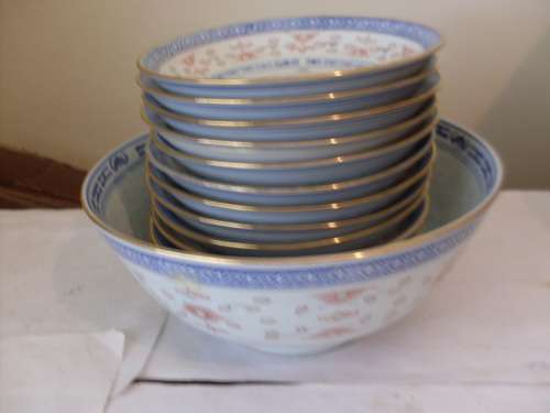 WOW ORIENTAL  GOLD/FLORAL BOWL AND 12 SMALLER BOWLS IN TRANSLUCENT RICE GRAIN DESIGN