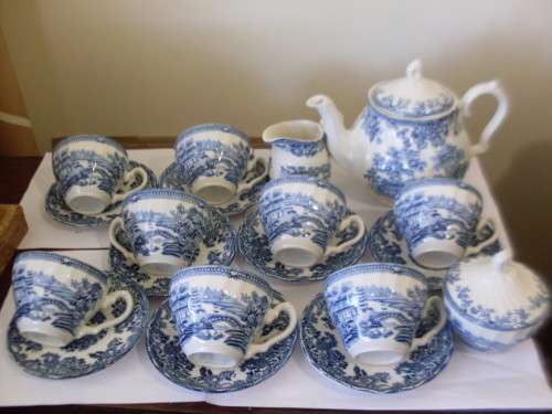 WHAT A STUNNING BLUE AND WHITE TEASET...THE GEORGIAN COLLECTION ....21 PIECES...