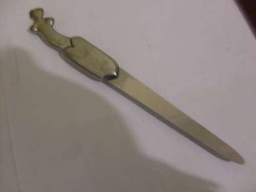 CARROL BOYES BUTTER/CHEESE KNIFE...22 CM