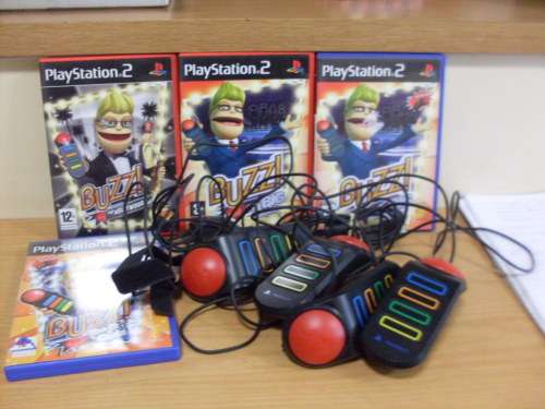 4 X PS2 BUZZ GAMES WITH 1 SET OF 4 BUZZERS