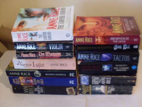A COLLECTION OF 13 ANNE RICE BOOKS ..7 BOOKS ARE ARE FROM THE VAMPIRE SERIES