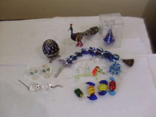 PRETTY LITTLE VENETIAN/CRYSTAL  AND OTHER GLASS PIECES HERE