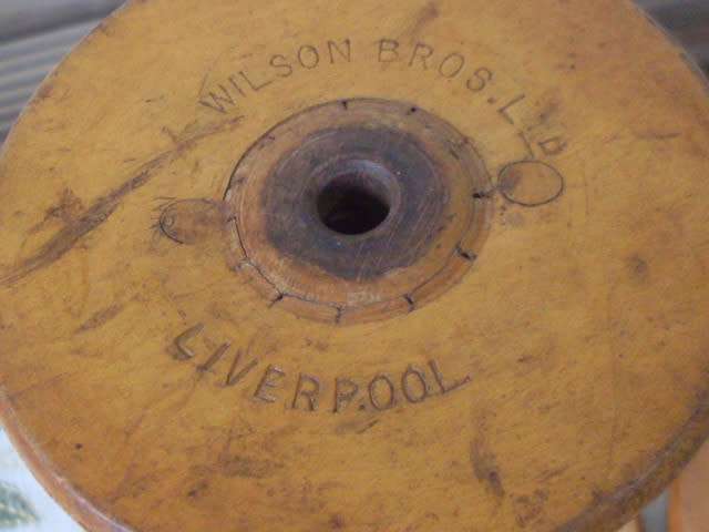 VINTAGE PILKINGTON(ENGLAND ) CIRCA 1932 WEAVING WOODEN WEAVING SHUTTLES WITH METAL TIPS ETC