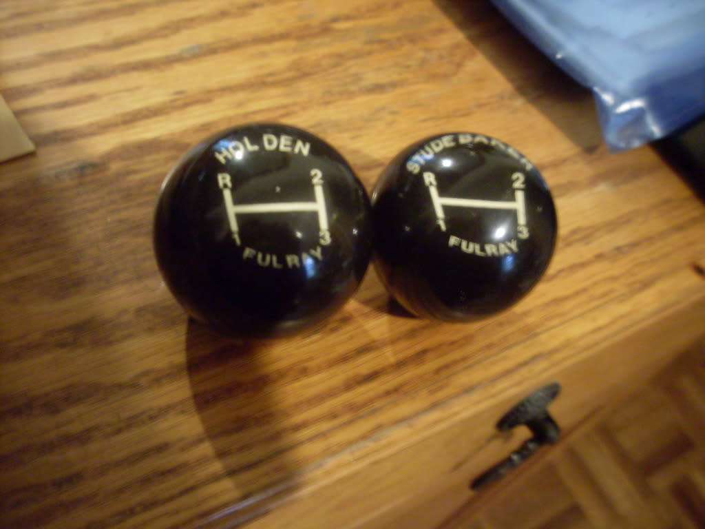 FULRAY HOLDEN + STUDE BAKER GEAR KNOB SHIFT HEAD(SCREW ON )