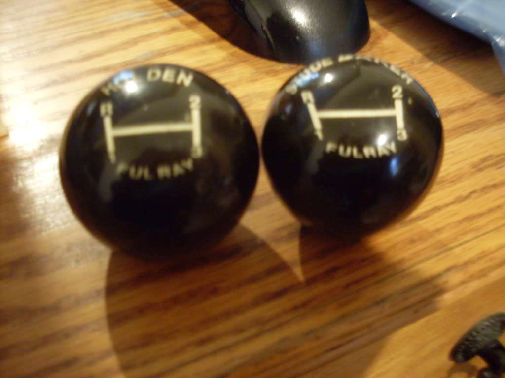 FULRAY HOLDEN + STUDE BAKER GEAR KNOB SHIFT HEAD(SCREW ON )