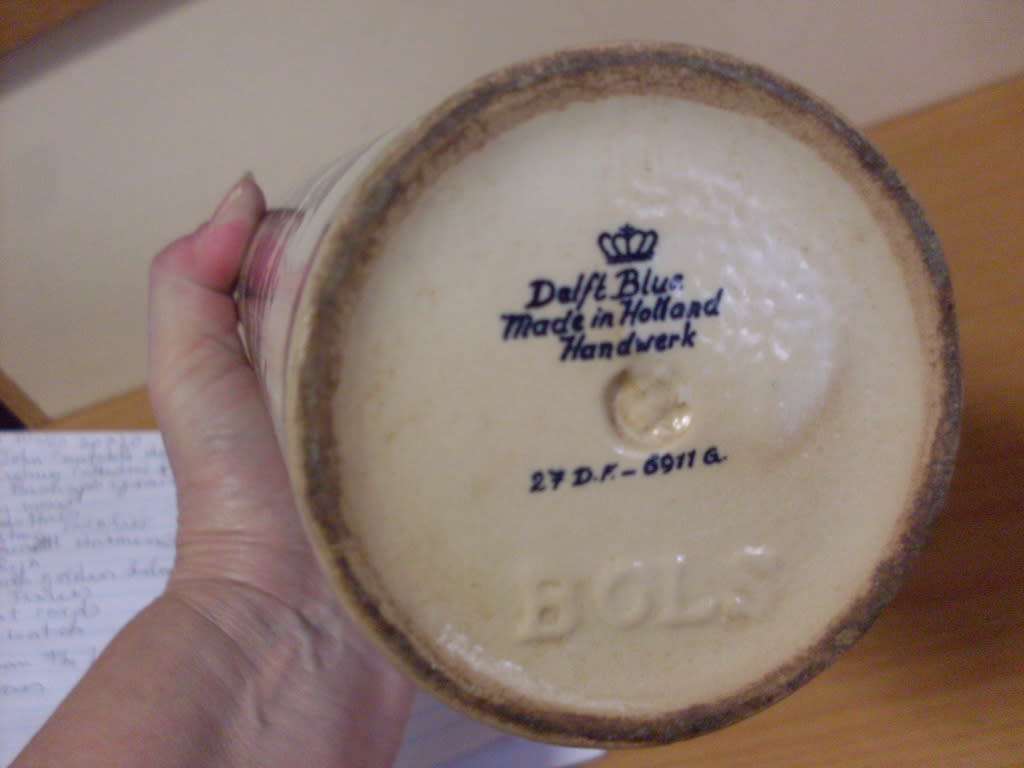 2 X DELFT BLUE & WHITE DECANTER BOTTLE STYLE FOR BOLS ...HAS STOPPERS