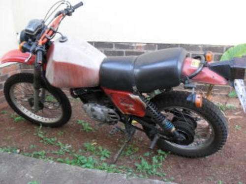 FOR SALE !!!!! A HONDA XL 500 R !!!!