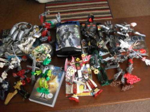 WOW !!!!! 16 BIONICLES ALL COMPLETE !!!!!! (LEGO ETC )!!!!!! WOW !!!!!!