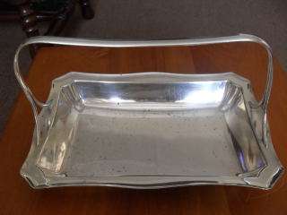 EPNS SNACK DISH WITH HANDLE