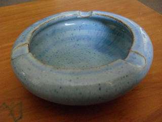 *** FOR THE LINNWARE COLLECTOR ***PALE BLUE ASHTRAY***